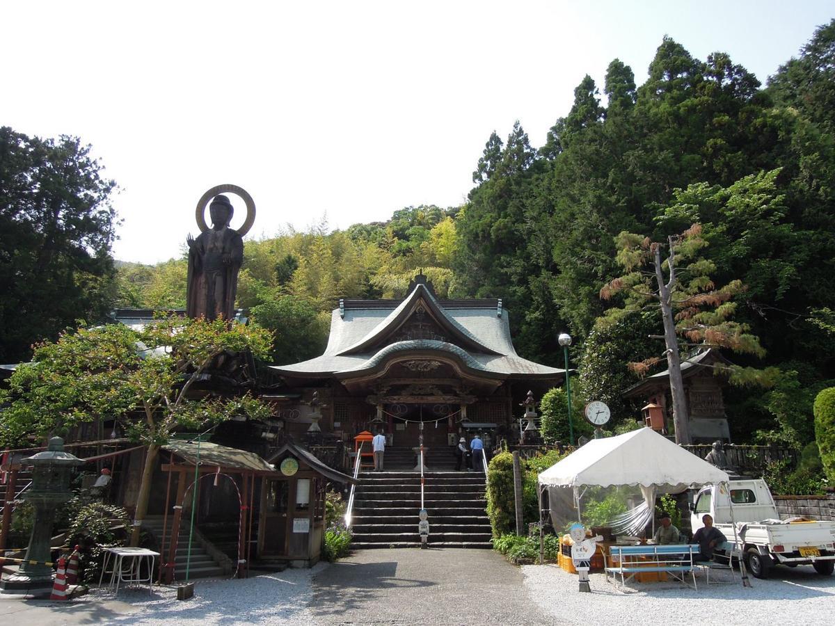 Haruno Guesthouse Kōchi Esterno foto